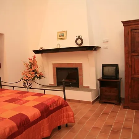 ファームステイ Agriturismo Toscanella モンテベッロ
