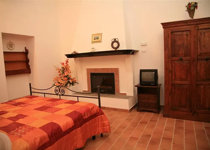 Farmház Agriturismo Toscanella Montebello